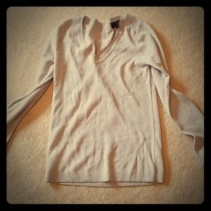 Cute women's long sleeved sweater